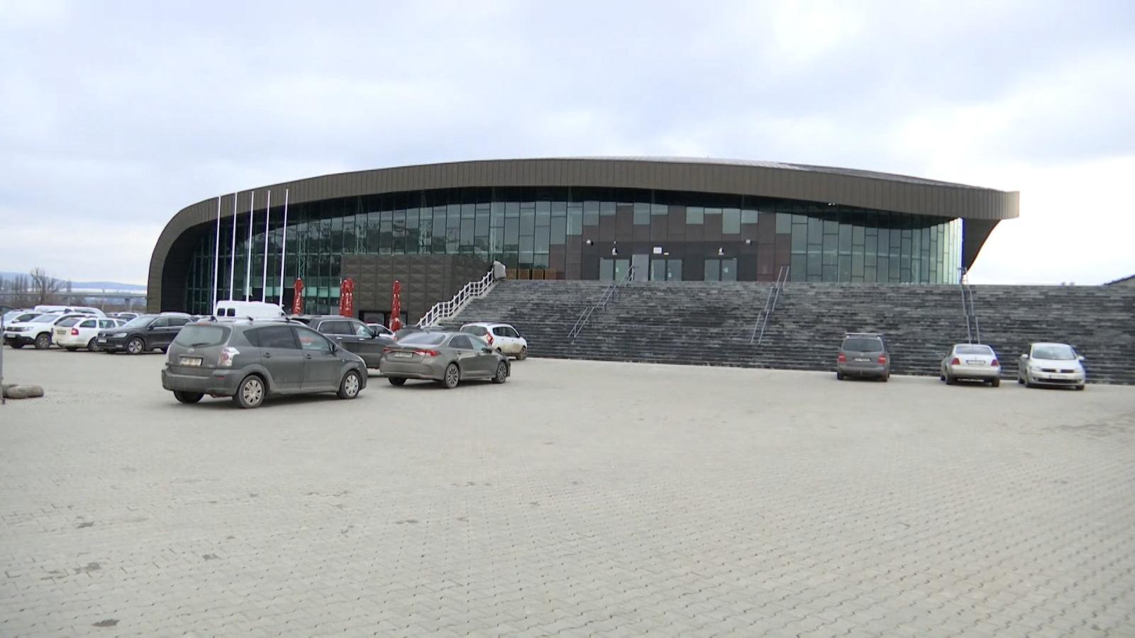 Cum arată patinoarul din România care va găzdui Campionatul Mondial de Hochei din 2025. Ce ţări vor participa