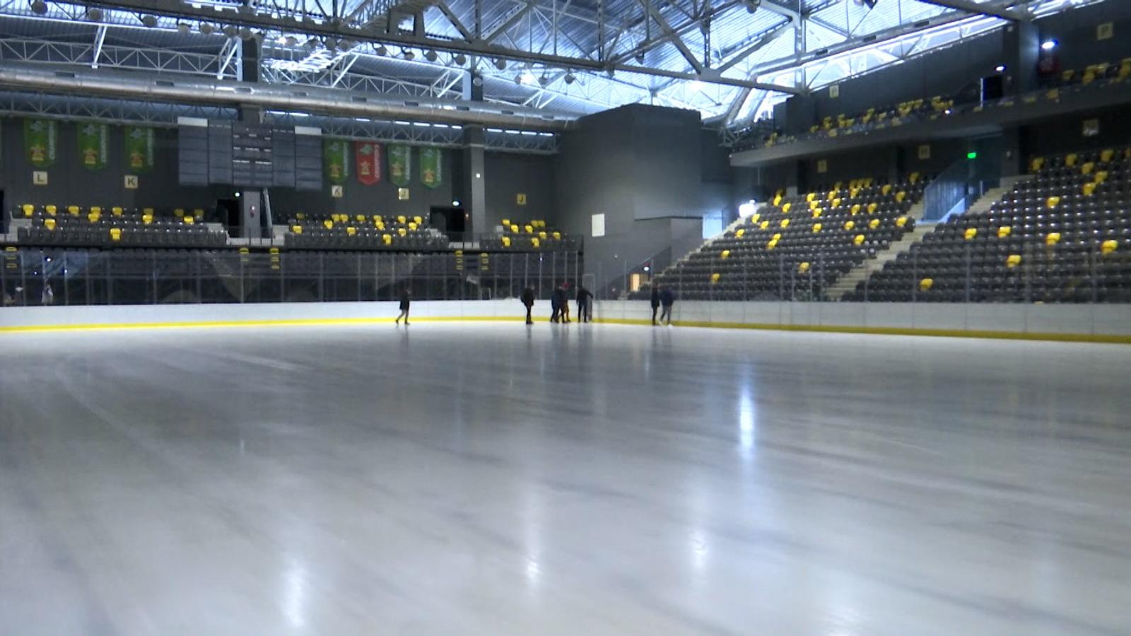 Cum arată patinoarul din România care va găzdui Campionatul Mondial de Hochei din 2025. Ce ţări vor participa