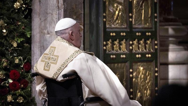 Papa Francisc, în mesajul de Crăciun: "Fie ca sunetul armelor să fie redus la tăcere"