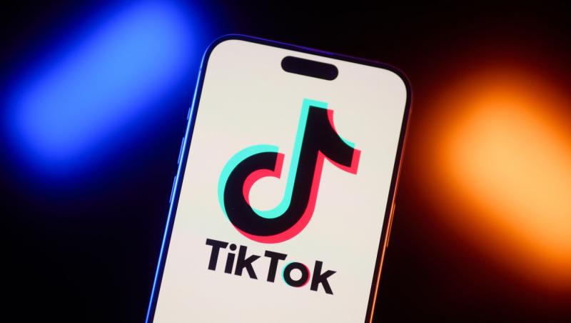 Ţara care amendează TikTok cu 10 milioane de dolari pentru provocările mortale. Trei tineri, otrăviţi cu o substanţă chimică