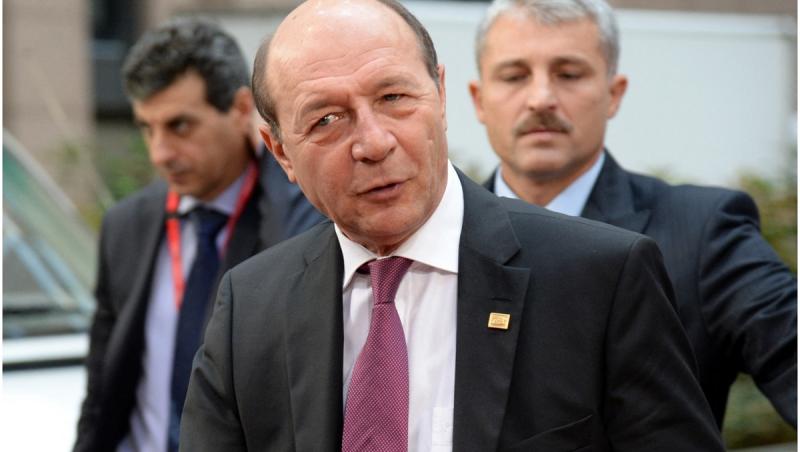 Traian Băsescu pune la colț instituțiile statului după desecretizarea documentelor CSAT și l-a numit pe Călin Georgescu "şarlatan"