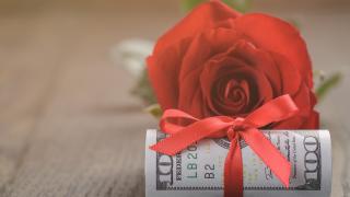 Cât costă un buchet de flori de Ziua Îndrăgostiţilor. Preţurile pornesc de la 50 de lei