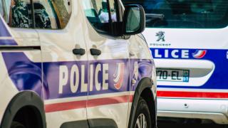 Sudanez, împuşcat de 20 de ori după ce a ameninţat cu un cuţit de măcelar mai mulţi poliţişti, într-o staţie de tramvai din Paris