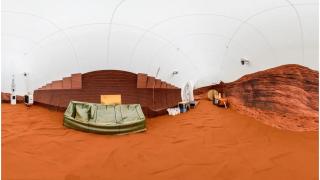NASA caută patru voluntari pentru o simulare de un an a vieţii pe Marte. Cine poate aplica