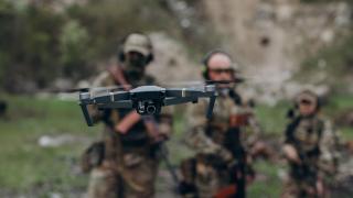 Canada oferă Ucrainei 800 de drone. La ce vor fi folosite pe front
