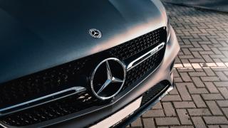 Mercedes recheamă în service 250.000 de mașini la nivel mondial. Risc de defectare a motorului
