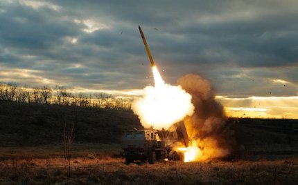 Ucrainenii ar fi atacat cu HIMARS o bază de antrenament rusească şi au făcut prăpăd: cel puţin 65 de morţi. Ruşii supravieţuitori dau vina pe comandanţi pentru măcel