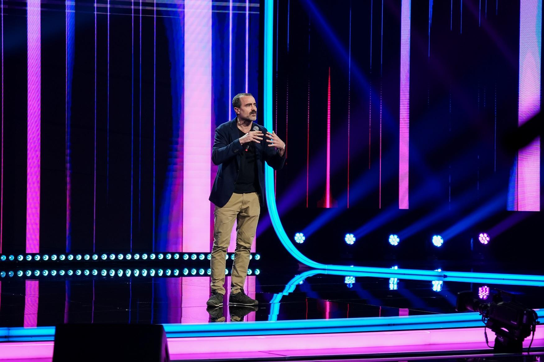 Concurent din Peru, moment senzațional de stand-up comedy pe scena iUmor. Cheloo, impresionat: "E primul om care trebuie să ajungă în finală!"