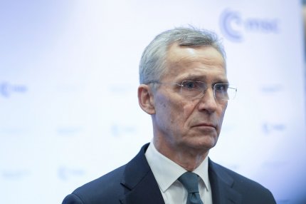 Şeful NATO, declaraţie în premieră: Kievul are voie să lovească ţinte militare ruseşti din afara Ucrainei