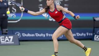 Sorana Cîrstea s-a oprit în semifinalele turneului din Dubai, eliminată de Jasmine Paolini. Românca urcă un loc în clasamentul WTA
