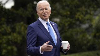 Joe Biden rămâne "apt" să-şi exercite funcţiile, a asigurat doctorul său, în urma examenului medical