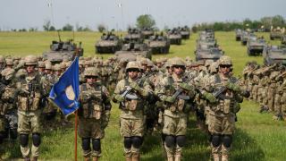 NATO va mări grupul de luptă din România până la 4000 de militari străini. Vom avea 50 de tancuri Leclerc şi obuziere Caesar