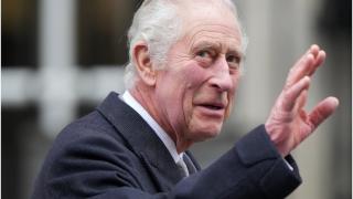 Regele Charles al III-lea, diagnosticat cu cancer. Prințul Harry va veni în Marea Britanie să-și vadă tatăl