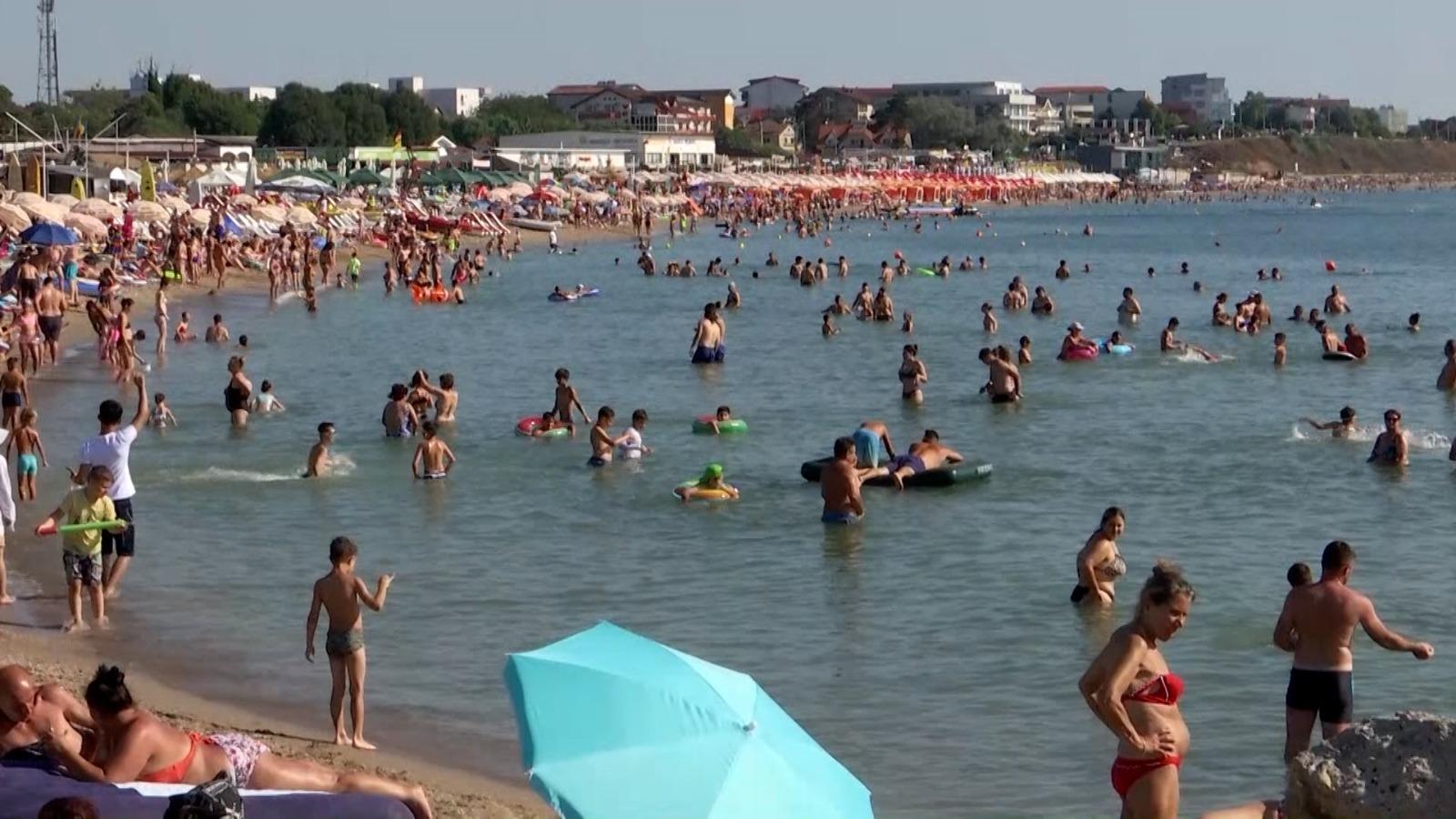 Staţiunile de pe litoralul românesc care oferă reduceri de până la aproape 50% la cazare. Turiştii pot plăti şi în rate pachetele