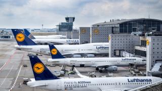 Grevă la Lufthansa: aproape 100.000 de pasageri vor fi afectați. Ce își doresc angajații care protestează
