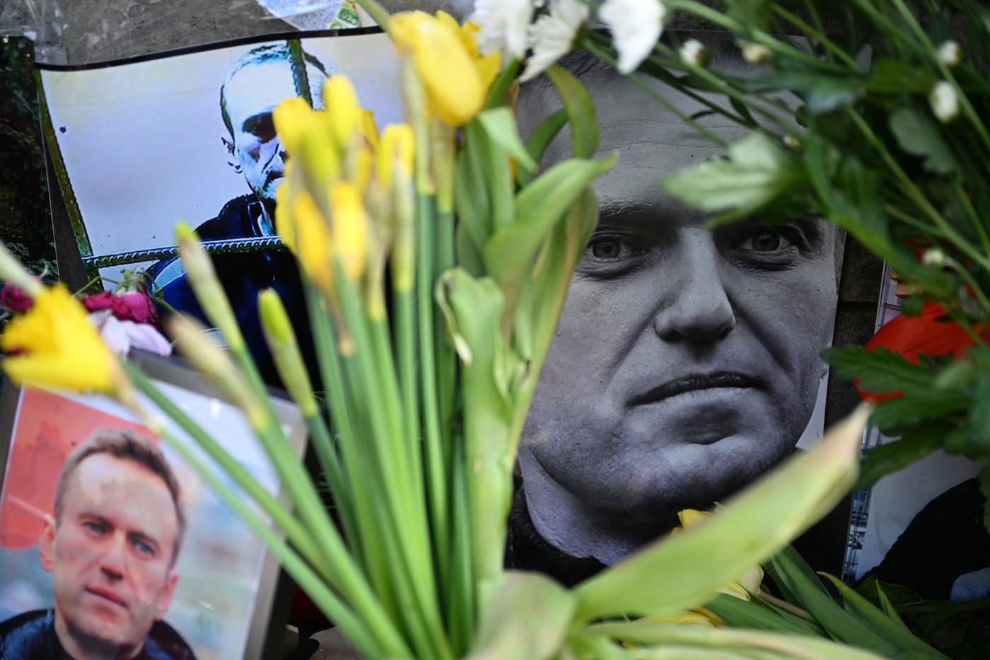Alexei Navalnîi, înmormântat astăzi la un cimitir din Moscova