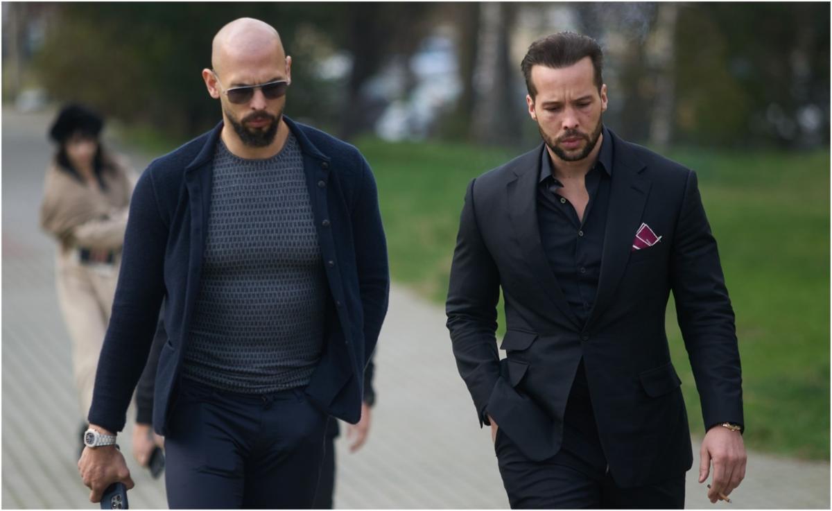 Frații Tate, reţinuţi la cererea Marii Britanii. Andrew și Tristan ar fi  cercetați acolo pentru infracțiuni sexuale. Reacţia celor doi |  Observatornews.ro