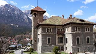 Castelul Cantacuzino - Bijuteria ascunsă a staţiunii Buşteni