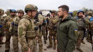 Noul comandant al armatei ucrainene surprinde şi spune că are nevoie de mai puţine trupe decât se aşteapta: "Avem destui oameni capabili să îşi apere patria"
