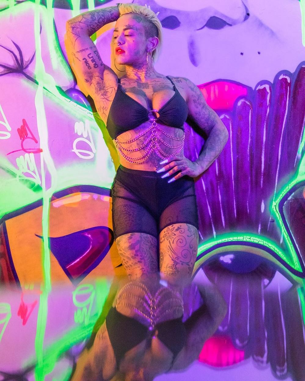 Tânăra avea zeci de mii de urmăritori pe reţelele sociale