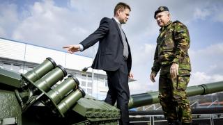 Planul contracronometru al UE de a face rost de muniție pentru Ucraina în timp ce Rusia înaintează. Preţurile au crescut şi de 3-4 ori