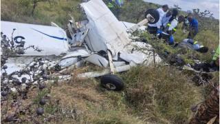 Doi morți, după un accident aviatic în Kenya. Un avion de mici dimensiuni s-a făcut praf într-o aeronavă plină cu pasageri care și-a continuat zborul