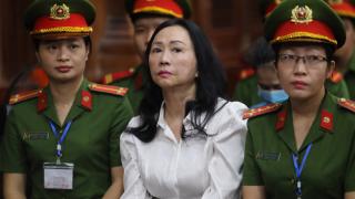Miliardară condamnată la moarte. Cum a reuşit o fostă vânzătoare la tarabe să fure aproape 10% din PIB-ul Vietnamului