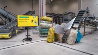 (P) RetuRO lansează o procedură de selecție în vederea achiziționării de saci de plastic pentru colectarea ambalajelor SGR în cadrul punctelor de returnare