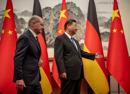 Germania cheamă China la masa negocierilor. Olaf Scholz vrea să discute cu Xi Jinping despre "o pace justă în Ucraina"