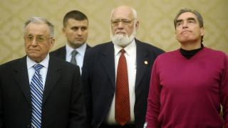 Dosarul Mineriadei. Iohannis a semnat cererile de urmărire penală a lui Petre Roman și Gelu Voican Voiculescu