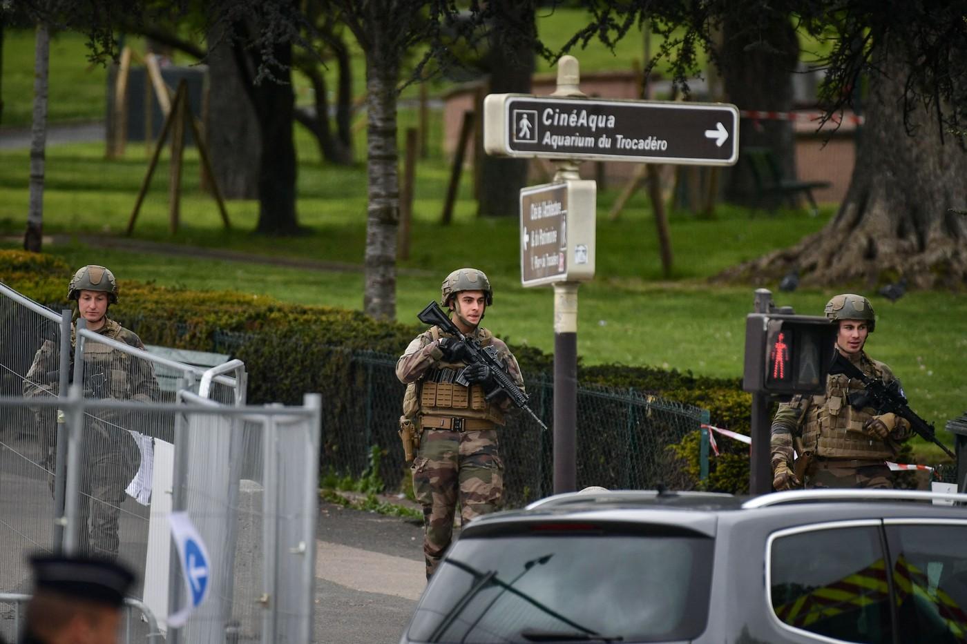 alertă Paris