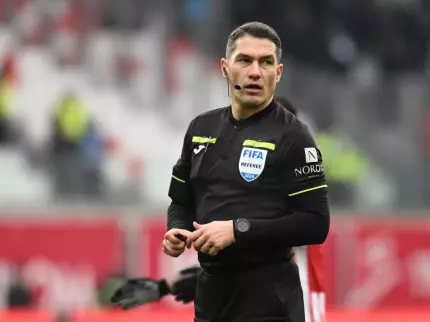 Istvan Kovacs şi brigada sa, la EURO 2024. Cine sunt ceilalţi trei români care vor arbitra la Campionatul European Istvan Kovacs şi brigada sa, la EURO 2024. Cine sunt ceilalţi trei români care vor arbitra la Campionatul European