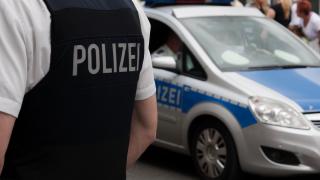 Poliţist mort, după ce s-a prăbuşit la pământ într-o grădină din Germania. El şi colegii săi interveneau la o altercaţie, când un tânăr i-a atacat