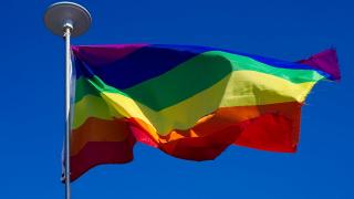 Irak adoptă o nouă lege dură anti-LGBT. Până la 15 ani de închisoare pentru homosexuali şi pentru bărbaţii "prea efeminaţi"