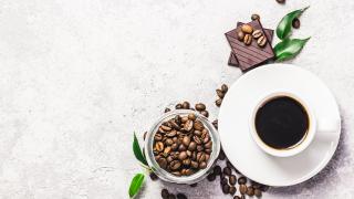 Preţurile boabelor de cafea şi cacao, la niveluri record. Condiţiile meteorologice dificile şi bolile au afectat producţia