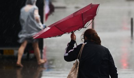 Avertizare de vreme rea. ANM a emis un Cod galben de grindină şi descărcări electrice în două judeţe din estul ţării