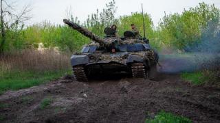Ruşii au început ofensiva în Harkov unde au avansat cu 1 km. Ucraina susţine că i-a blocat şi a trimis întăriri