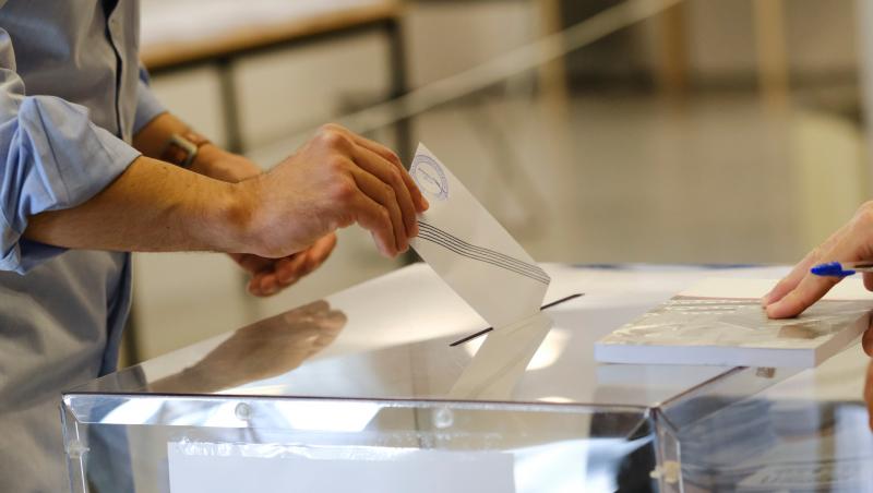 Românii din diaspora vor avea la dispoziţie 915 secţii de votare pentru alegerile din 9 iunie. Cum sunt organizate
