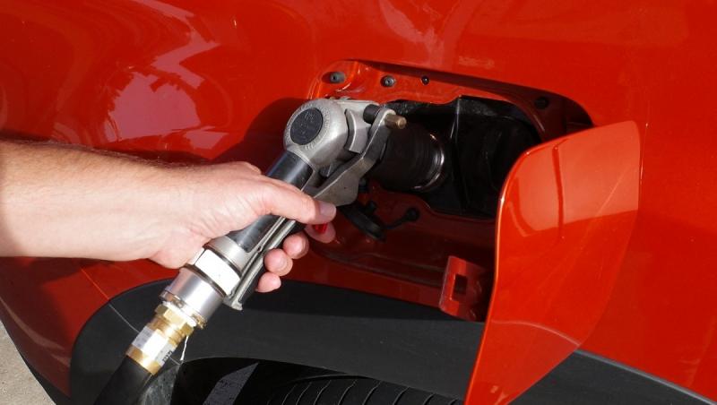 Care sunt preţurile la carburanţi astăzi, 14 mai 2024. Preţul la GPL a crescut cu 3 bani pe litru