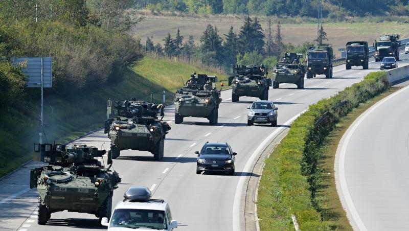 NATO ar putea trimite instructori în Ucraina pentru a antrena 150.000 de noi recruţi. "Ar  atrage SUA și Europa mai direct în război"