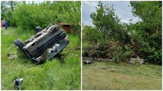 Accident înspăimântător la Căldăraru, în Argeș. Doi tineri de de 16 și 19 ani au murit după ce s-au izbit cu BMW-ul de un copac