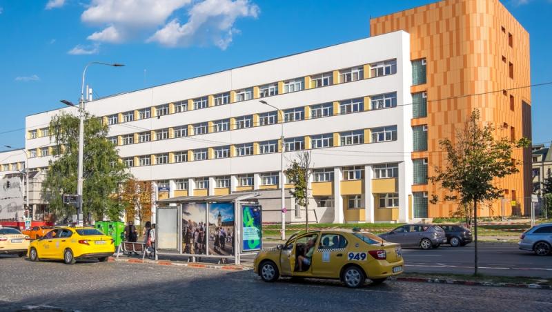 Bătaie soră cu moartea între 3 tineri din Sibiu. Un băiat de 19 ani, în stare critică după ce ar fi fost atacat cu o coasă