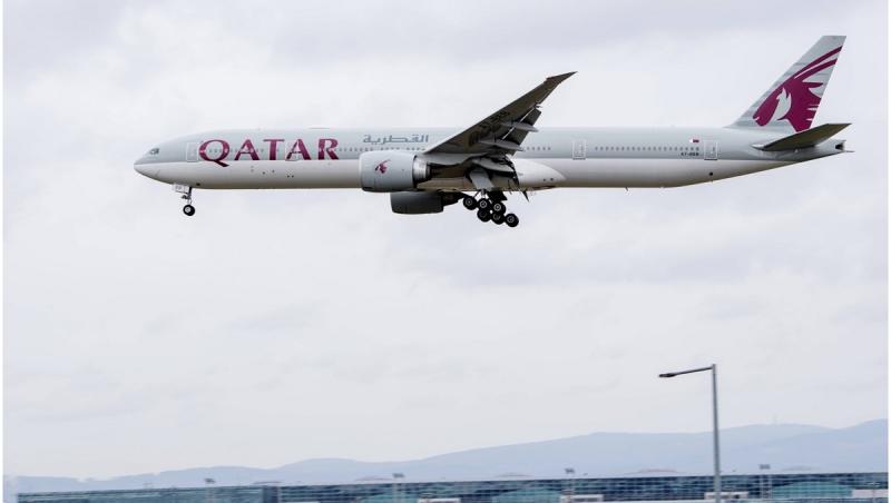 12 persoane rănite, după ce un avion Qatar Airways care zbura din Doha la Dublin a fost lovit de turbulențe puternice