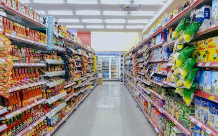 Managerul unui supermarket din Italia le-a interzis angajaţilor să meargă la toaletă. "Mai bine faci pe tine"