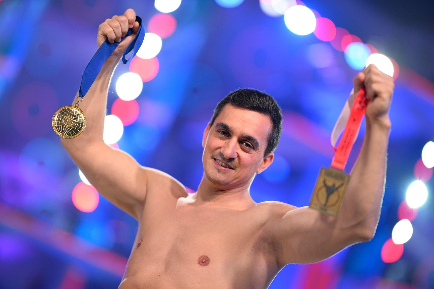 Marian Drăgulescu, extrem de emoționat înainte de săritura de la Splash! Vedete la apă , unde execută o mișcare dificilă: "Frica mea de înălțime este reală"