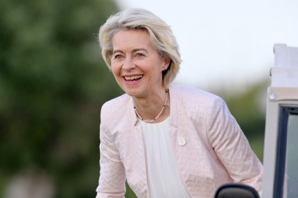 Liderii europeni au convenit realegerea Ursulei von der Leyen la conducerea Comisiei - Surse