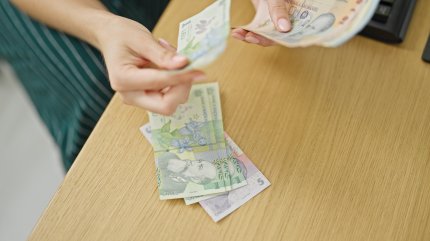 Antreprenorii şi economiştii, revoltaţi de introducerea peste noapte a e-TVA, anunţă protest. "Moment critic pentru viitorul nostru economic"