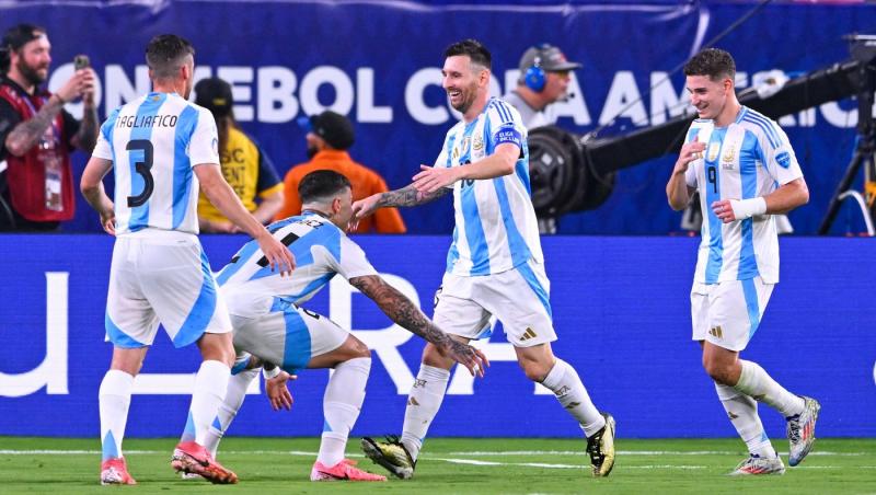 Messi conduce Argentina în finala turneului Copa America, după 2-0 împotriva Canadei. Naţionala "Albiceleste" în faţa unei triple istorice