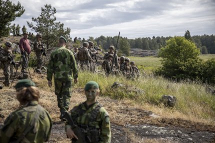 NATO a început crearea coridorului militar România-Bulgaria-Grecia. Trupele şi armamentul vor ajunge rapid pe flancul estic în caz de atac