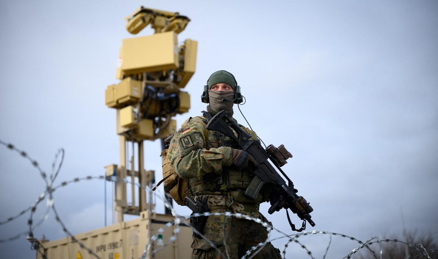 SURSE România va lua împrumut direct de 2 miliarde de dolari de la SUA pentru finanțare militară